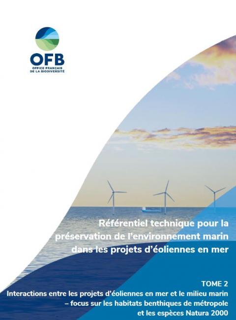 Couverture du référentiel montrant des éoliennes en mer